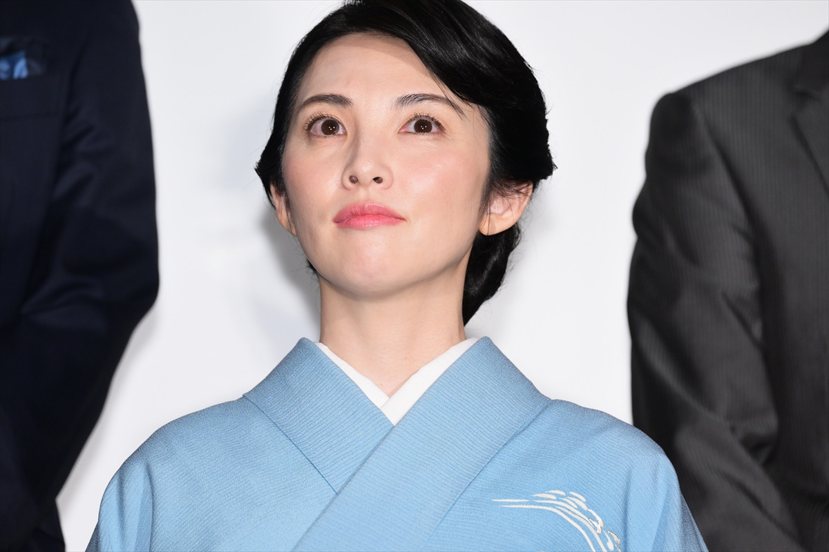 竹野内豊、主演作のキャストに感謝　天然＆気遣いエピソード明かされ照れ笑いも
