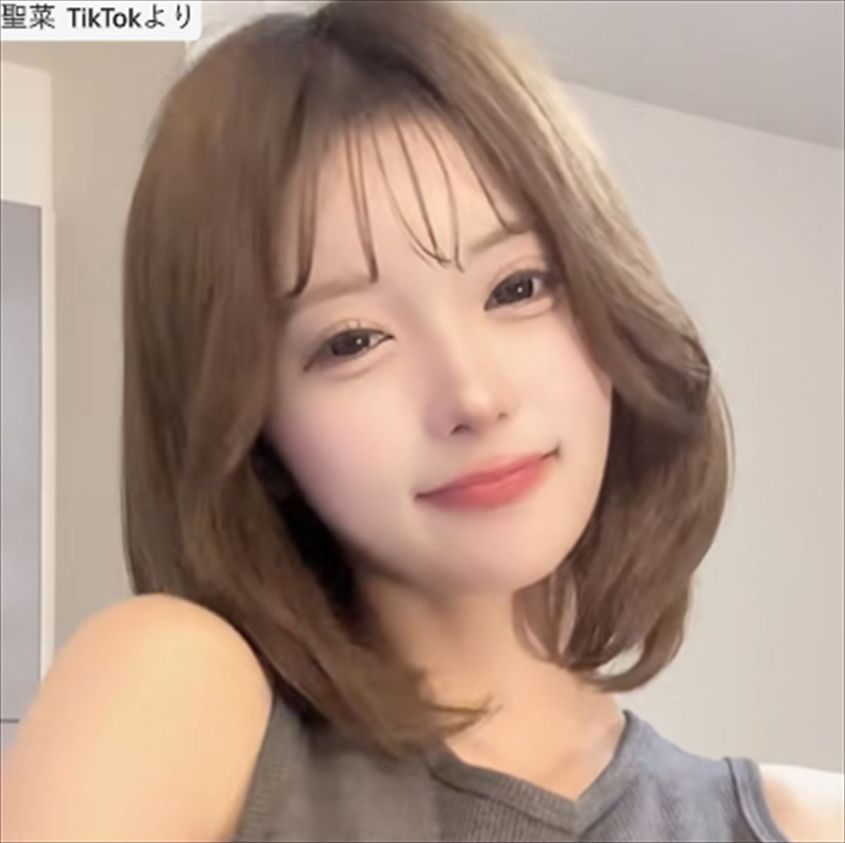 聖菜、近影　※「聖菜」TikTok