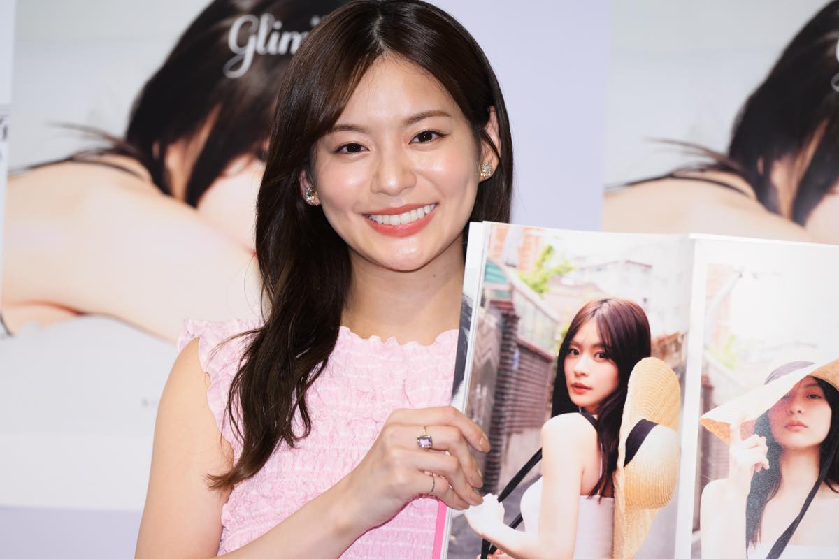 永瀬莉子、初写真集の“お気に入りカット”は「大人っぽい表情」