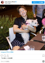 ほとばしるオーラがすごい三浦一家　※「三浦孝太」インスタグラム