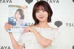 日向坂46・富田鈴花、1st写真集『鈴花サーキット』発売記念記者会見に登場