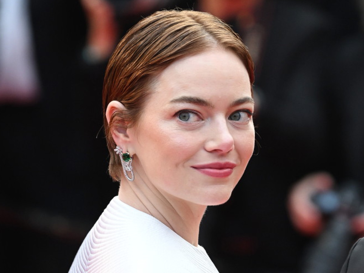 エマ・ストーン、『スパイダーマン』プロモツアーは「狂気」だった 2週間で9か国回り時差で朦朧