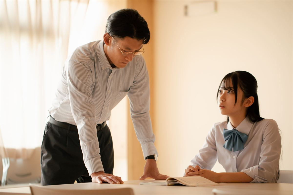 『僕達はまだその星の校則を知らない』第7話　“健治”磯村勇斗、同僚教師が警察に任意同行　職員室に衝撃が走る