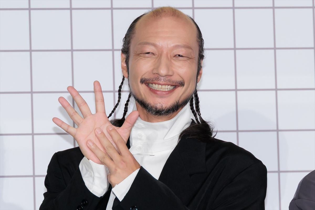 二宮和也、カンヌでのまさかの行動に是枝裕和監督も驚き「カンヌでやれるやついないよね」