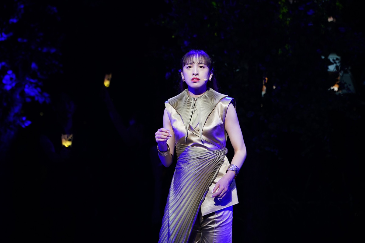 堂本光一、激しい動きで衣装が…「コンサートが終わる頃にはビリビリに」