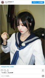 あのちゃんのセーラー服姿　※「あの」インスタグラム