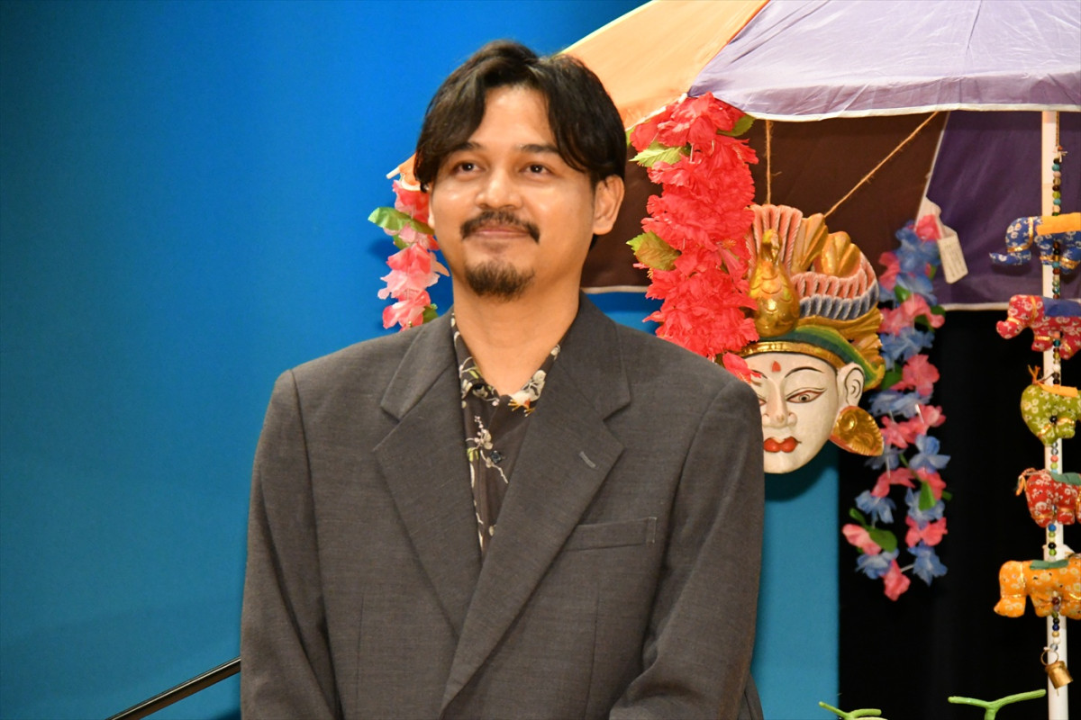 森崎ウィン＆向井康二、『（LOVE SONG）』で初共演　お互いの印象は「はじめまして感がなかった」「フィーリングが合った」