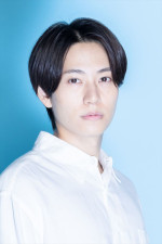 ドラマ『ひと夏の共犯者』主演の橋本将生