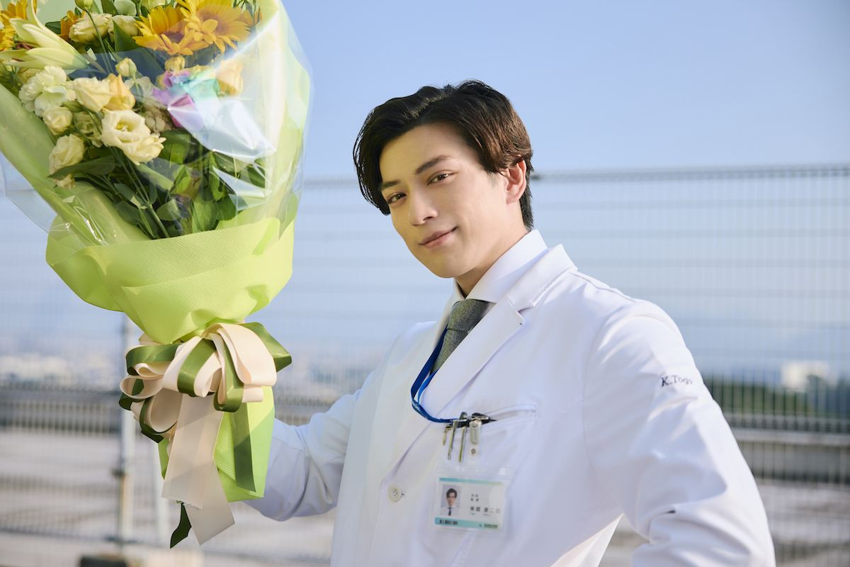 松本潤主演『19番目のカルテ』クランクアップ！　「総合診療に触れるきっかけになれば――そう願いながら走り抜けました」