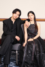 （左から）山崎賢人、土屋太鳳