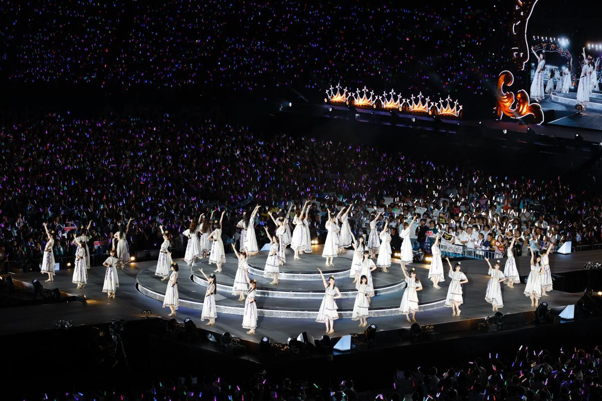 乃木坂46、「真夏の全国ツアー2025」ファイナル　神宮ライブ記念の10回目「来年もここでお祝いしたい」