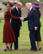イギリス国賓訪問のトランプ大統領、キャサリン妃を「美しい、本当に美しい」と称賛