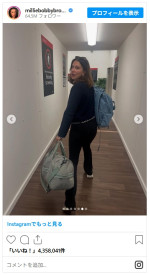 ミリー・ボビー・ブラウン、養子に迎えた赤ちゃんを初公開※「Millie Bobby Brown」インスタグラム
