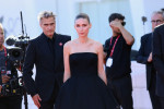 私生活極秘のホアキン・フェニックスとルーニー・マーラが珍しく夫婦でレッドカーペットに