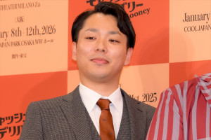 小貫流星、舞台『キャッシュ・オン・デリバリー』製作発表会見に登場