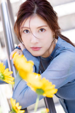 「佐藤ありさオフィシャルカレンダー2026」収録カット