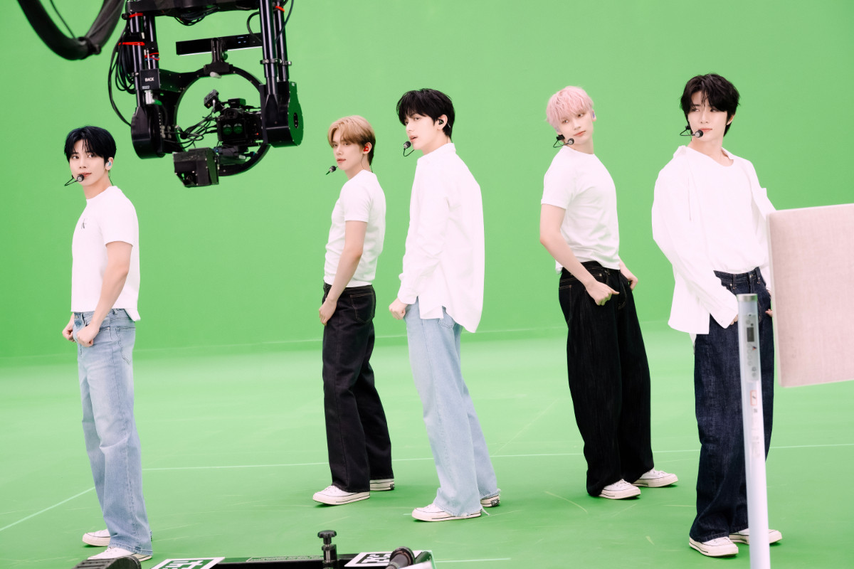 20251010 TOMORROW X TOGETHER VR CONCERT：HEART ATTACK