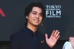 「第38回東京国際映画祭」オープニングレッドカーペットに登場した高橋海人