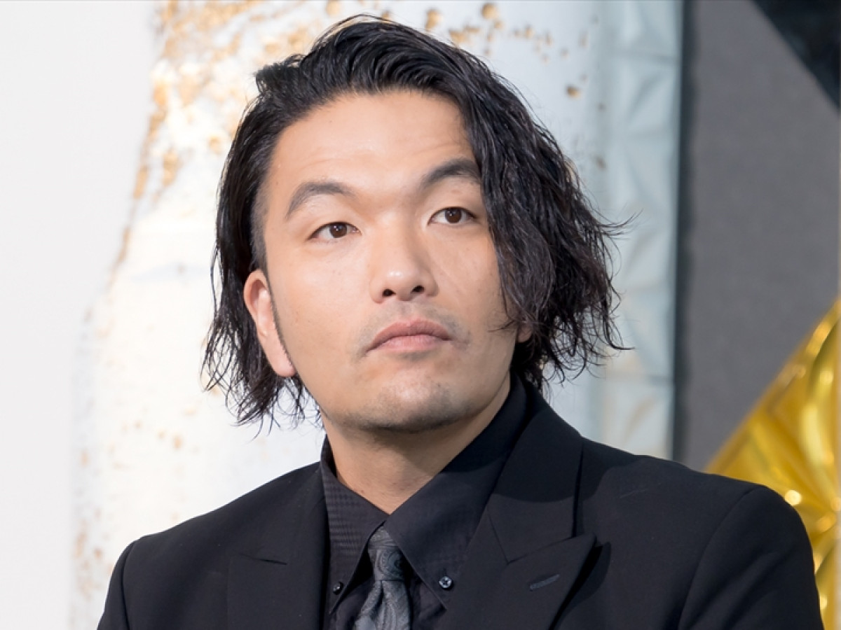 坂道系だけじゃない！　アイドルの“公式お兄ちゃん”芸人たち　スタエン勢から紅白出場グループも