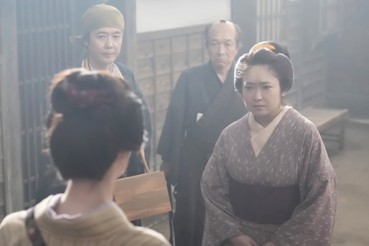 明日の『ばけばけ』“トキ”高石あかり、家族から跡を付けられる