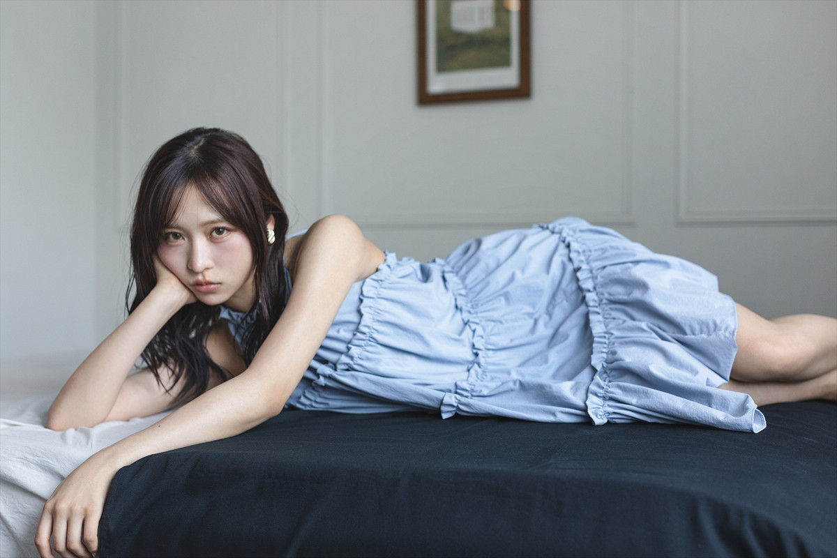 AKB48・小栗有以、1stフォト＆スタイルブック『AB型の左利き』表紙決定