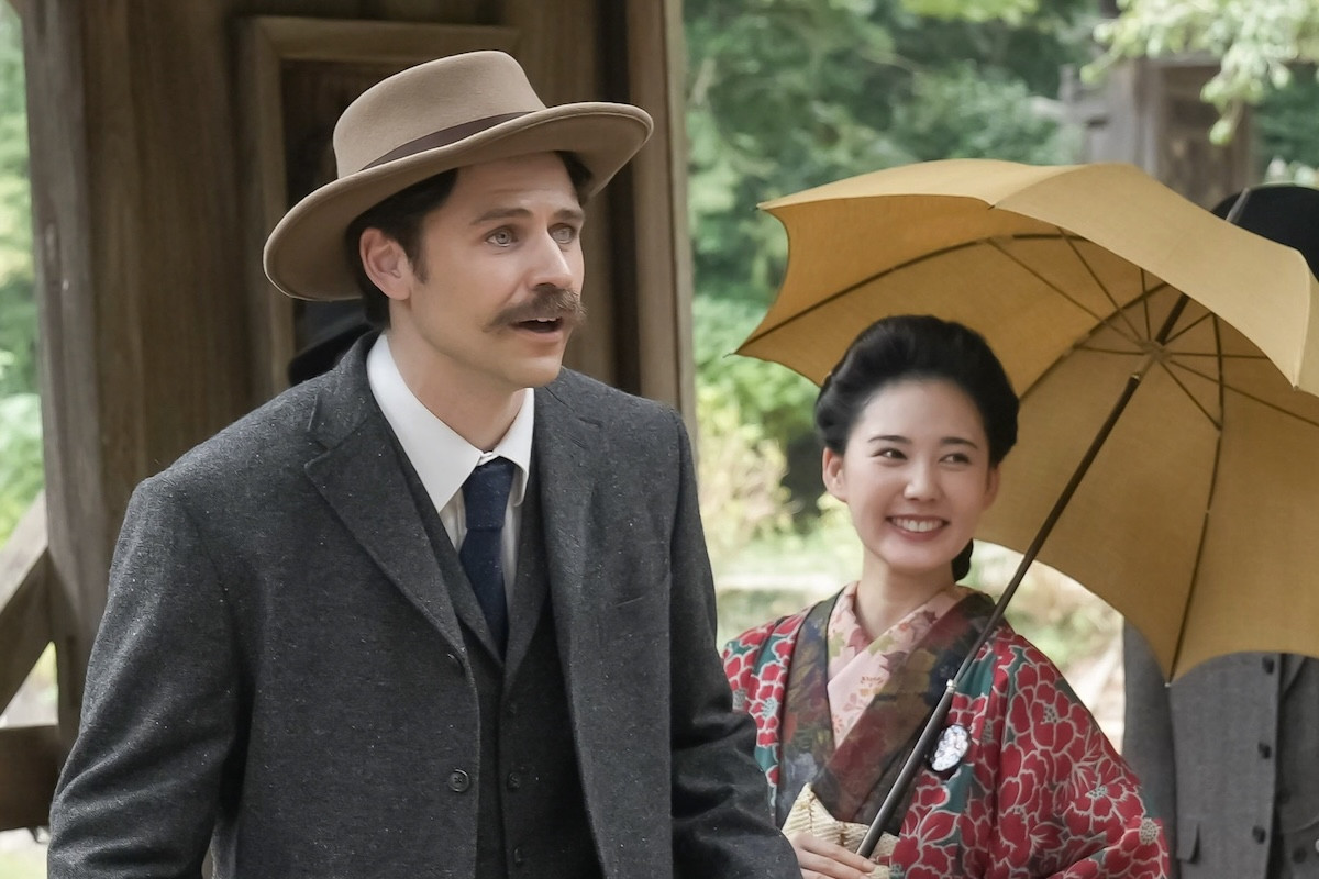 『ばけばけ』知事の娘“リヨ”北香那、“ヘブン”トミー・バストウへのプレゼントに疑問の声「色が違う」「伏線？」