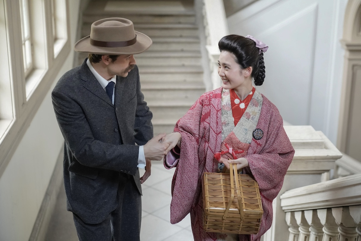 明日の『ばけばけ』“トキ”高石あかり、“ヘブン”トミー・バストウと“リヨ”北香那のランデブーに不安