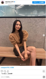 近藤千尋の秋服コーデ　※「近藤千尋」インスタグラム