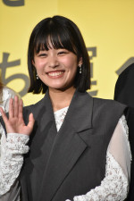 青山姫乃、映画『兄を持ち運べるサイズに』舞台挨拶付きプレミア上映会に登場