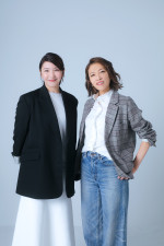 （左から）瀬奈じゅん、安蘭けい