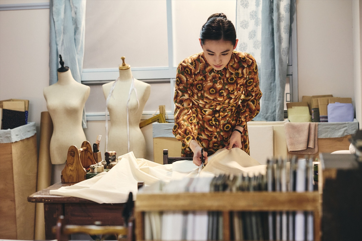 八木莉可子、ファッションデザイナー・森英恵の“若き日”を描くドラマで主演　来春放送