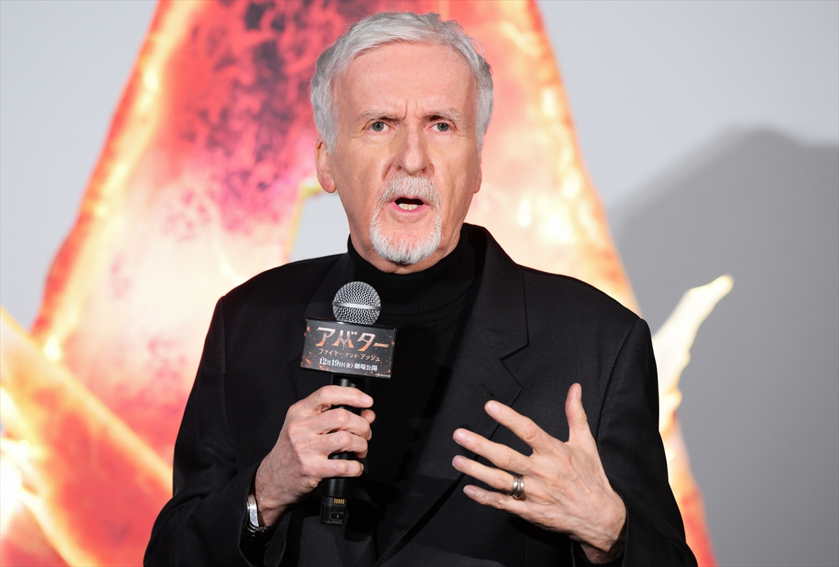 ジェームズ・キャメロン、『アバター』最新作に込めた思い語る　山崎貴監督と褒め合い笑顔