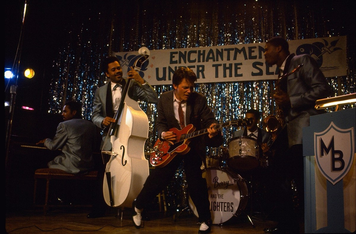 『バック・トゥ・ザ・フューチャー』、公開40周年限定上映が12月12日公開　マーティ役マイケル・J・フォックスらが登場する特別映像も到着