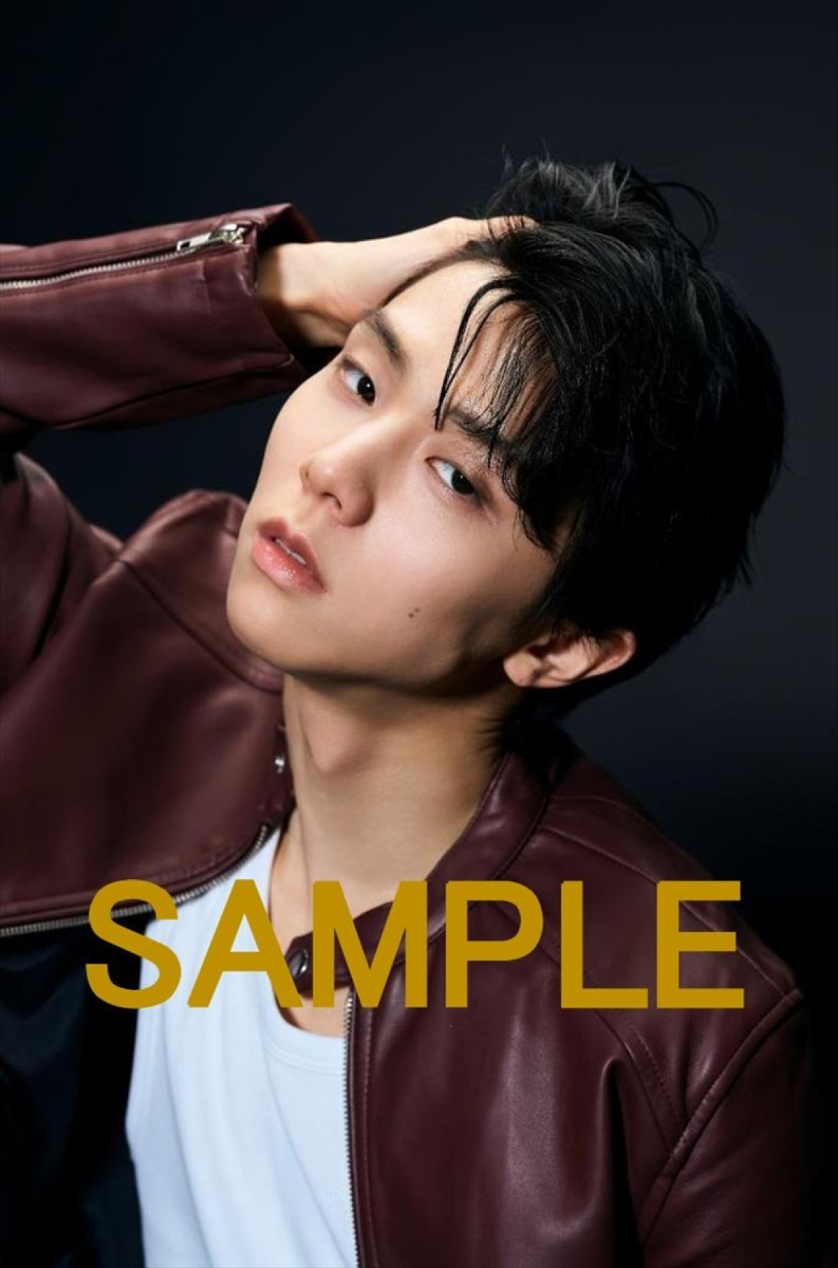 羽生結弦、写真集を来年2.3発売決定！　魅力たっぷり笑顔から妖艶な表情まで