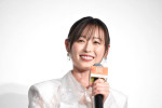 映画『楓』公開記念舞台あいさつに登壇した福原遥