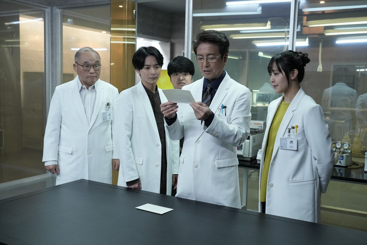 沢口靖子、『科捜研の女』涙のクランクアップ！　今夜FINAL放送「マリコも人間として成長しました」