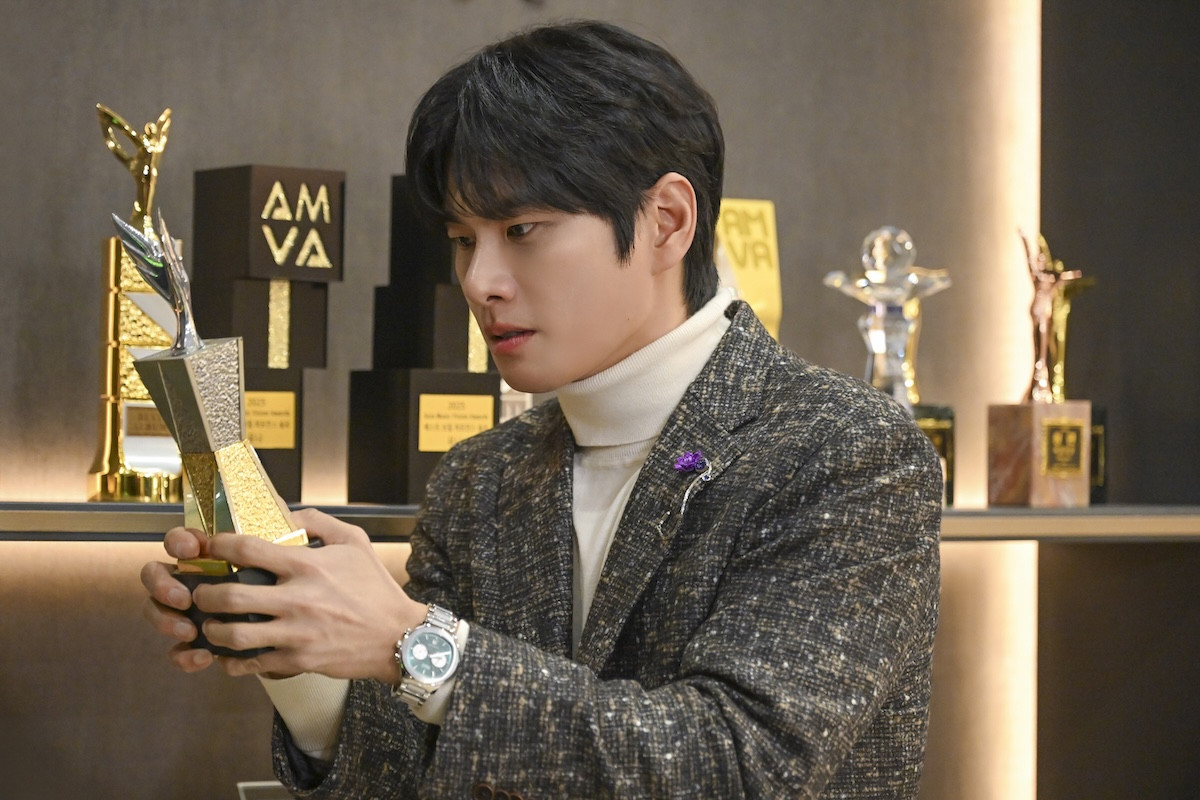 『DREAM STAGE』“吾妻”中村倫也、手作り鍋にツッコミ続々「色が気になるw」「ジャイアン飯すぎるww」