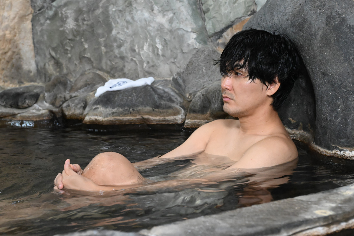 『探偵さん、リュック開いてますよ』第2話　“洋輔”松田龍平、地底人探しを依頼される