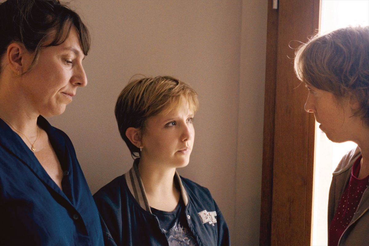 『そして彼女たちは』有村架純がナレーションで包み込む予告編＆場面写真解禁