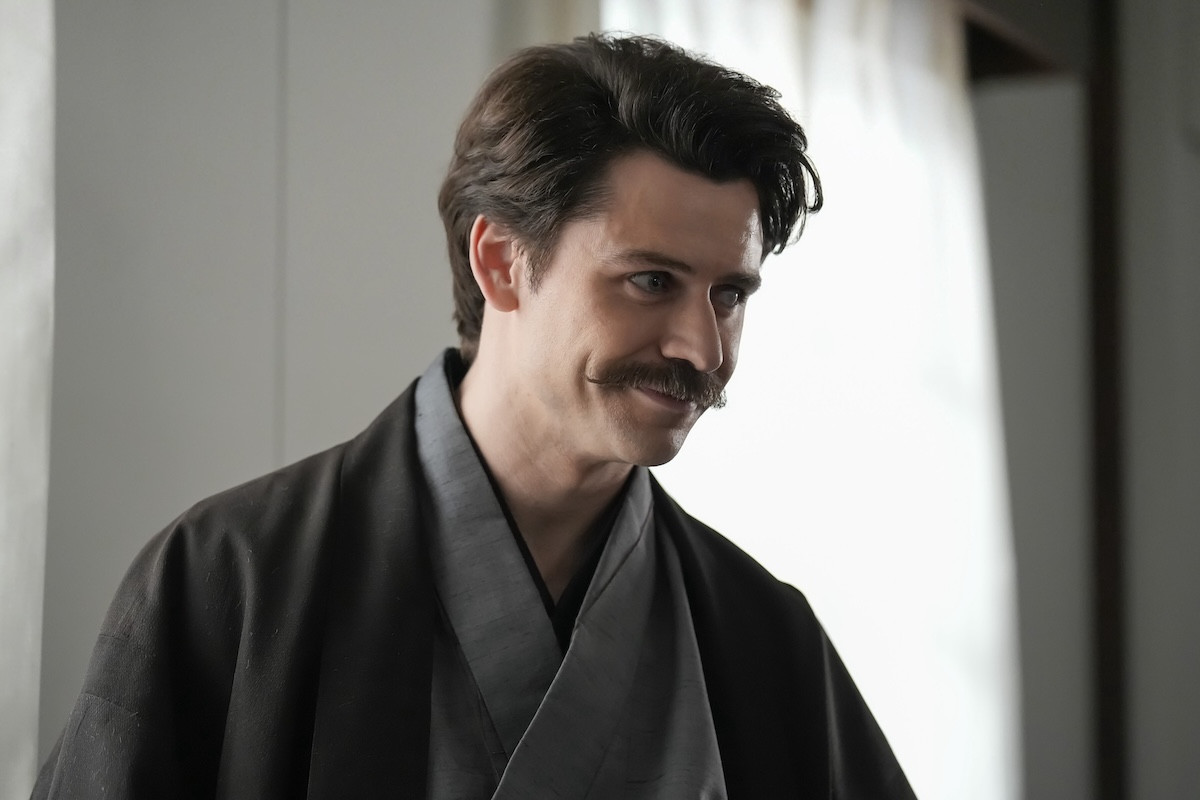 『ばけばけ』“錦織”吉沢亮、知事から驚きの提案　背中を押す“ヘブン”トミー・バストウとの友情に感動「ズッ友」「スバラシ～」