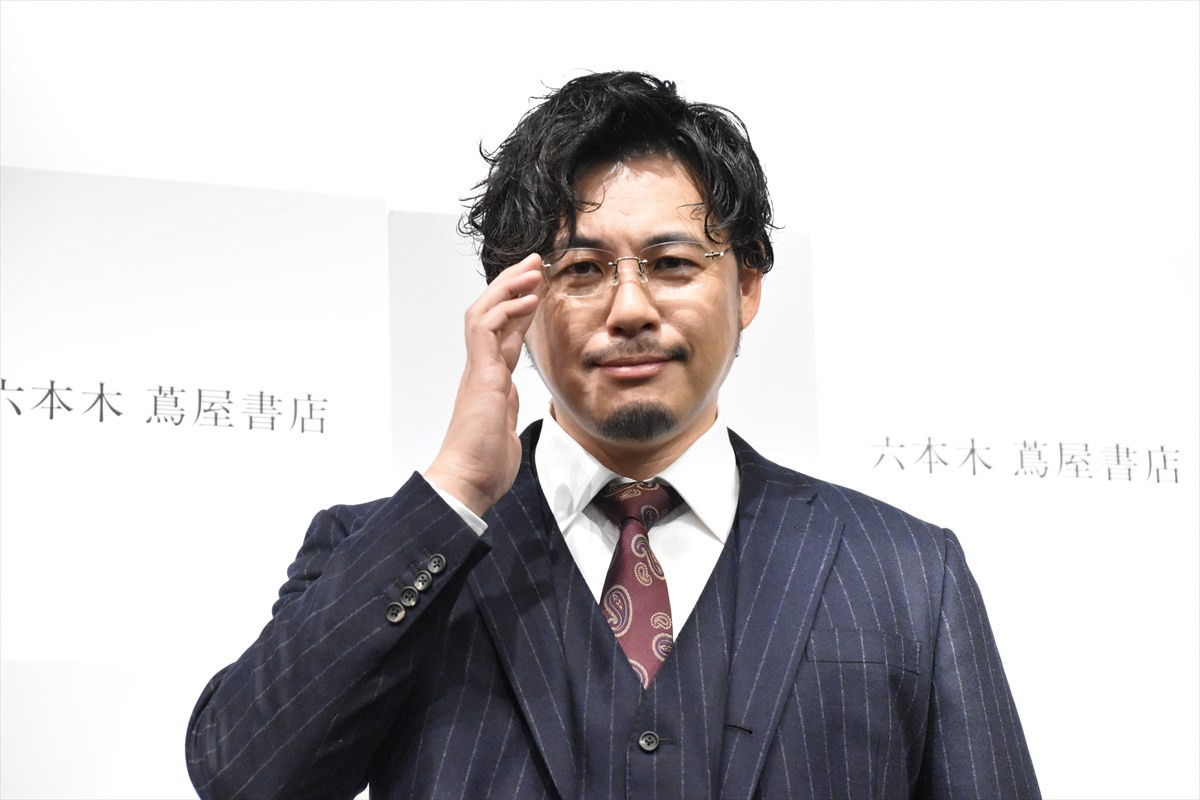 平子祐希、“5キロ増量”して挑んだ写真集発売　見どころは「安心感のある下腹」