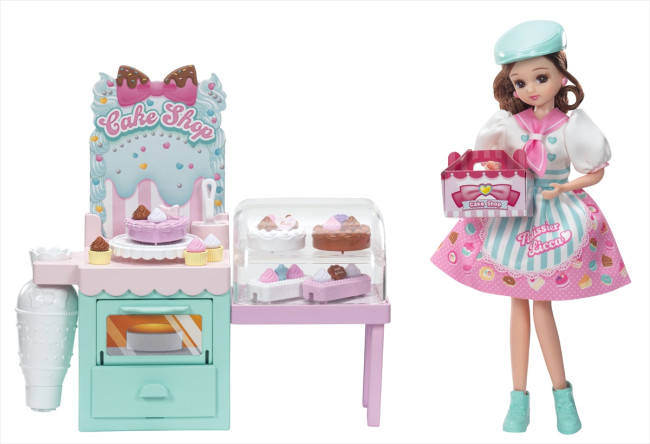 写真）あのちゃん、リカちゃんのおともだちに！ 本人がデザインに