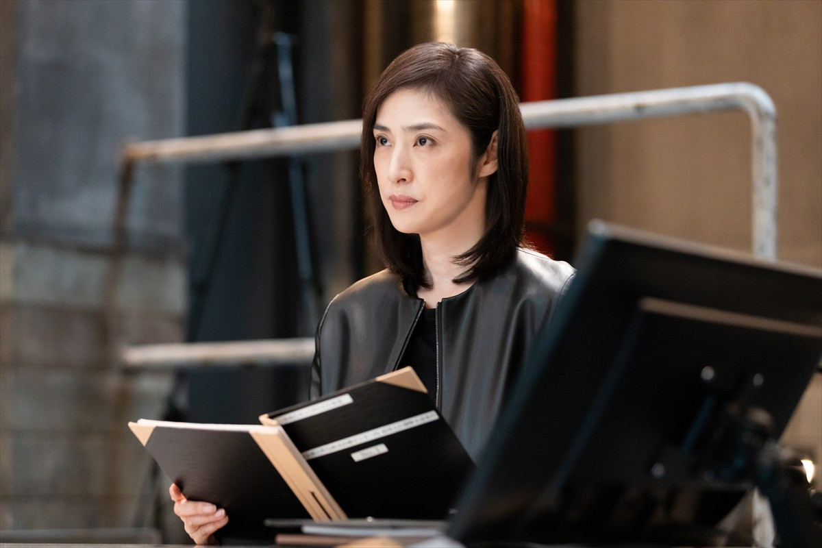 劇場版『緊急取調室 THE FINAL』、大ヒット記念で真壁（天海祐希）×長内総理（石丸幹二）の緊迫の取調べシーンが解禁