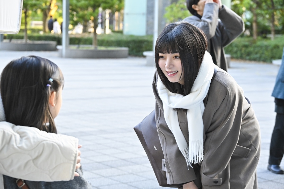 『DREAM STAGE』“吾妻”中村倫也、顎クイ→指トントンにネット悶絶「バカメロい」「ニマニマしちゃう」