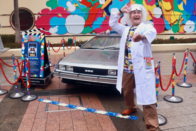 USJに『BTTF』ドク＆タイムマシンが10年ぶりに復活！　ブルース・ブラザーズも17年ぶりに再登場〈取材レポ〉