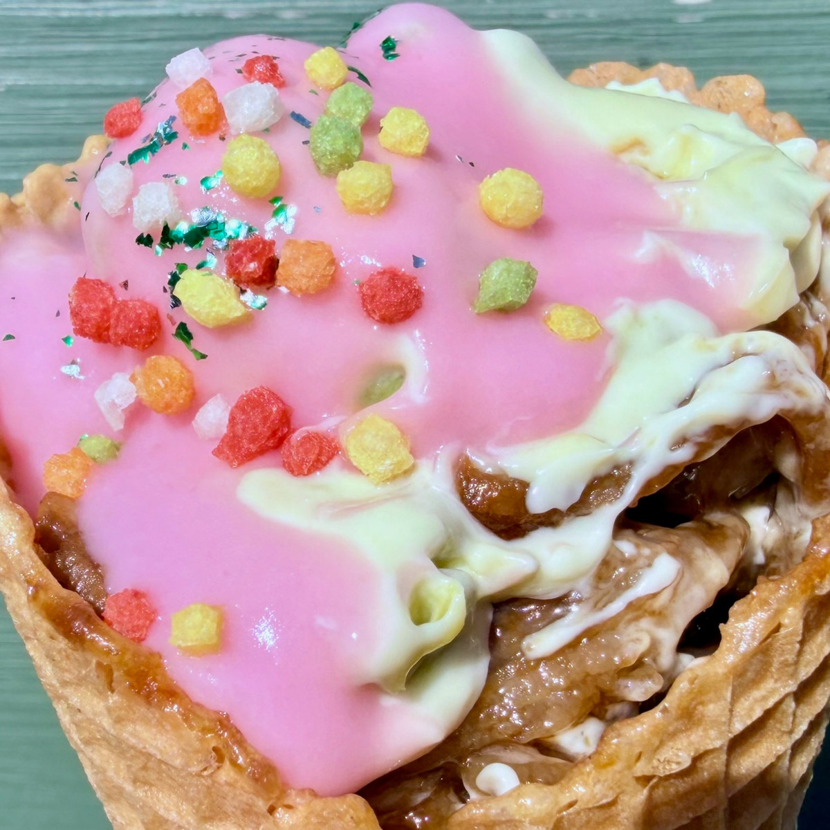 20260309_牛カルビコーン（アボカドマヨネーズ＆マッシュポテト）