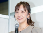 板野友美