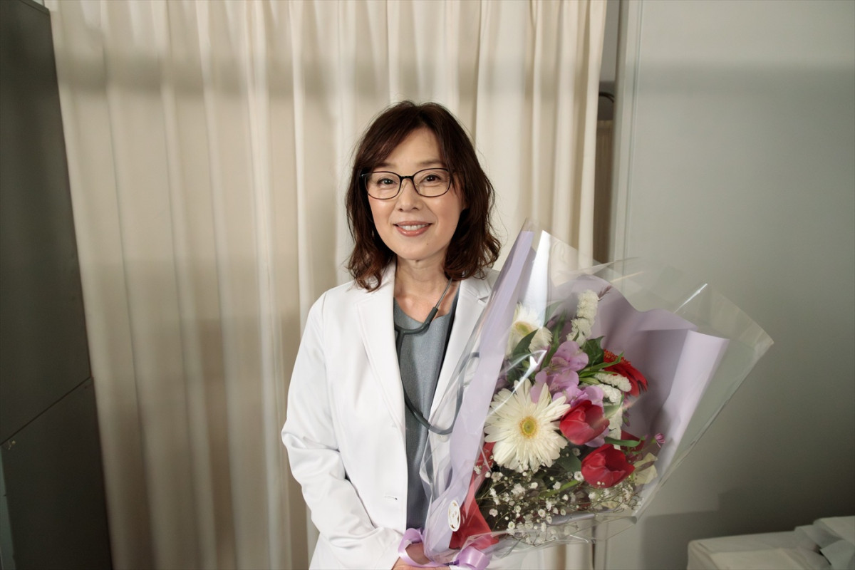 今夜最終回『ヤンドク！』クランクアップ　橋本環奈「現場でマツケンサンバを踊ったのは初めてでした（笑）」