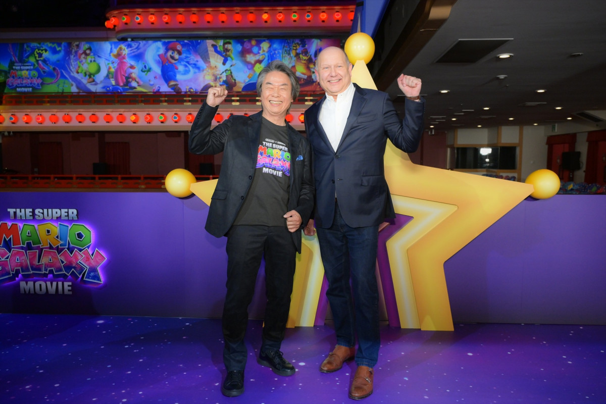 “ピーチ姫”アニャ・テイラー＝ジョイは桜モチーフのドレス　京都で『ザ・スーパーマリオギャラクシー・ムービー』ワールドプレミア開催