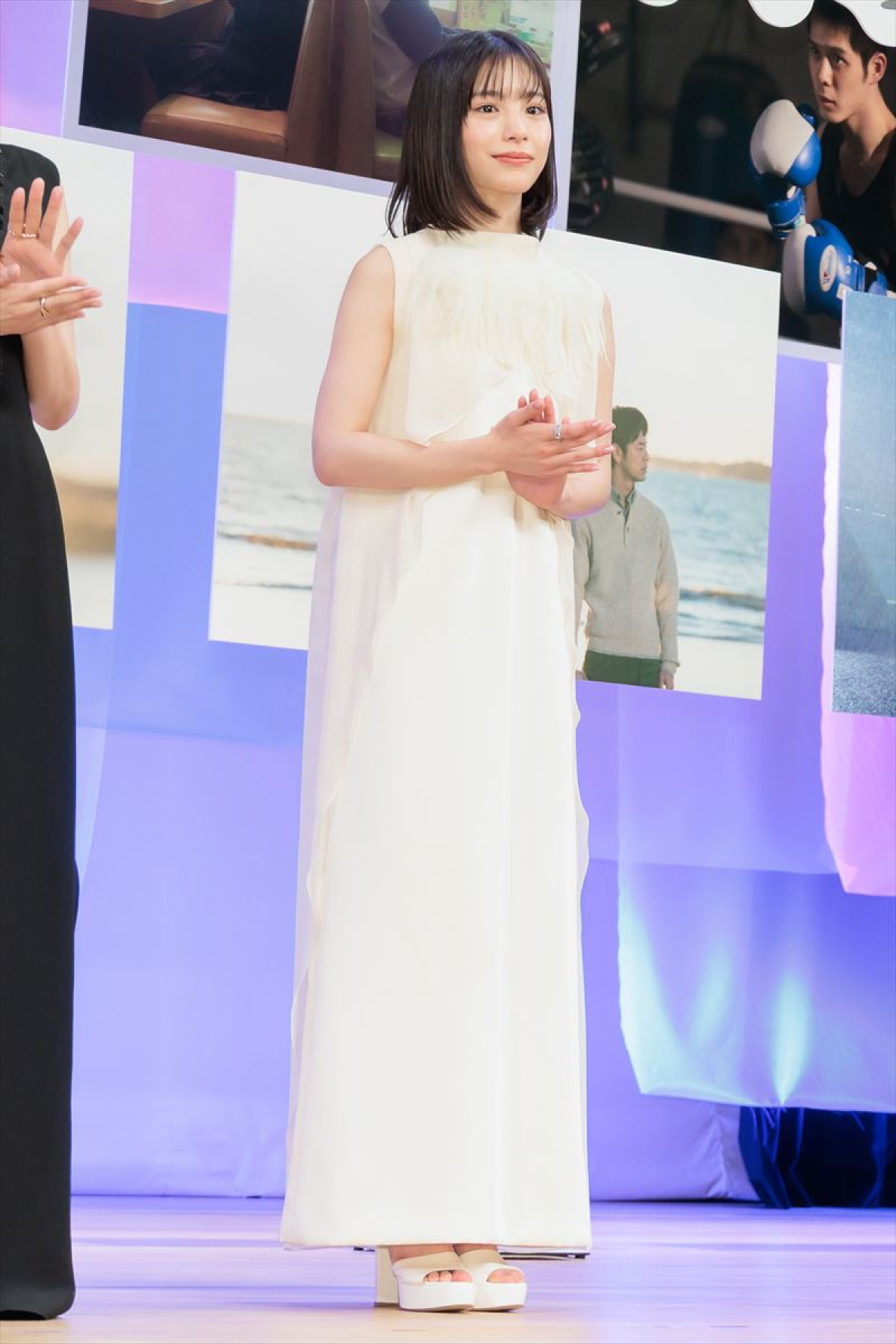 綾瀬はるか、実話を基にした主演作の試写で号泣「ズビズビで帰りました」